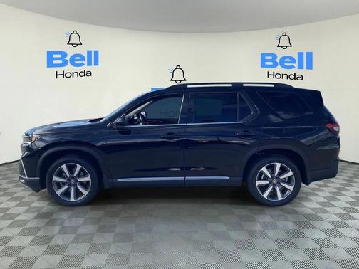 2024 Honda Pilot Touring 8-Passenger
