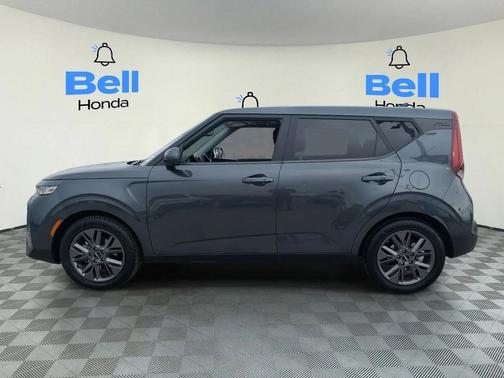 2022 Kia Soul EX