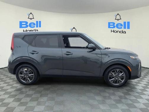 2022 Kia Soul EX