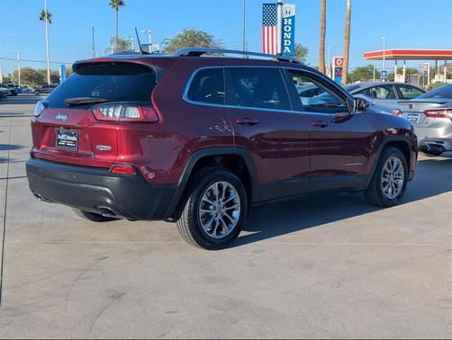 2021 Jeep Cherokee Latitude Lux