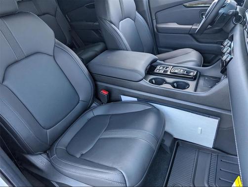2025 Honda Pilot Touring 8-Passenger