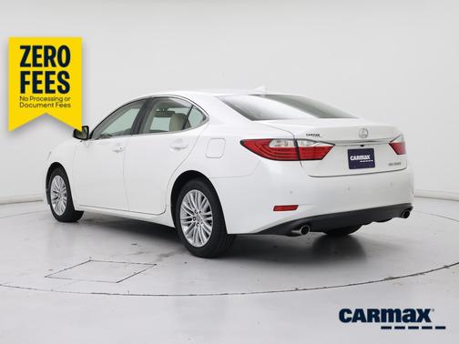 White 2015 Lexus ES 350