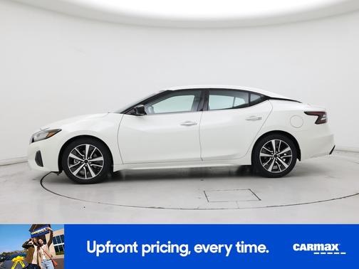 White 2019 Nissan Maxima S