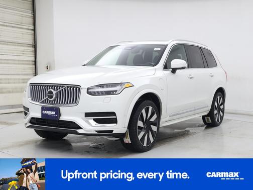 2024 Volvo XC90 Recharge Plug-In Hybrid T8 Plus Bright Theme