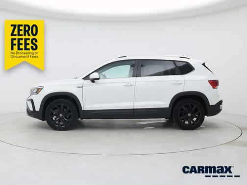 White 2024 Volkswagen Taos SE