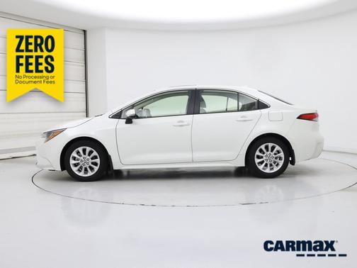 White 2020 Toyota Corolla XLE