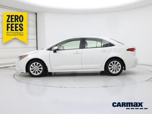 White 2020 Toyota Corolla XLE