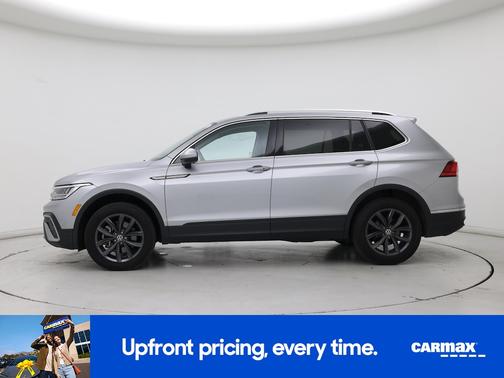 Silver 2023 Volkswagen Tiguan SE