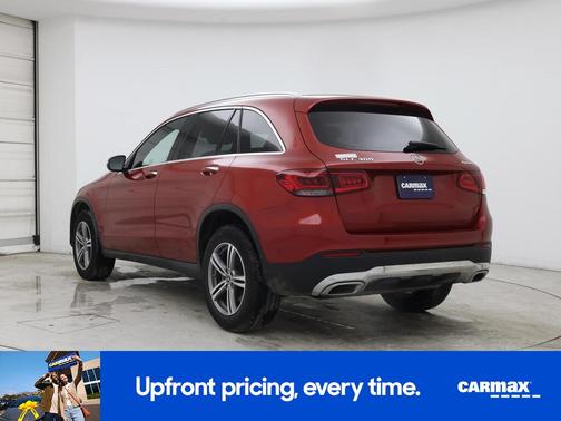Red 2022 Mercedes-Benz GLC 300