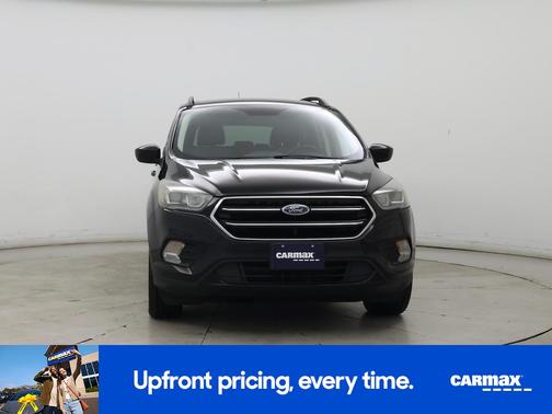 Black 2017 Ford Escape SE