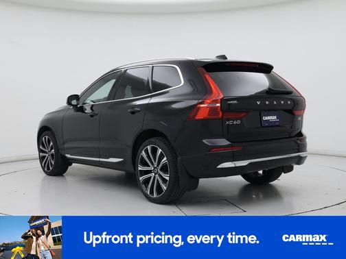 2023 Volvo XC60 B5 Ultimate Bright Theme