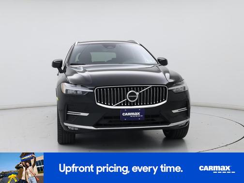 2023 Volvo XC60 B5 Ultimate Bright Theme