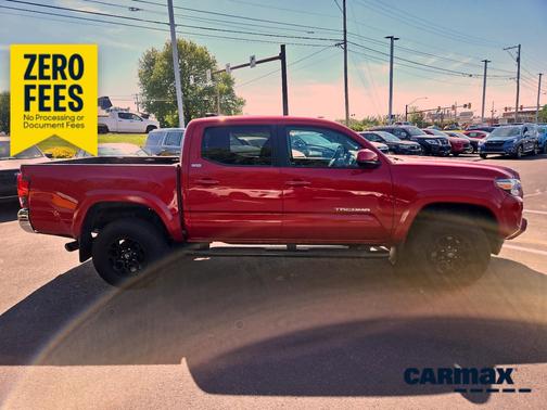 Red 2022 Toyota Tacoma SR5