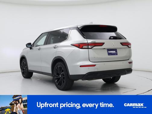 2022 Mitsubishi Outlander Black Edition