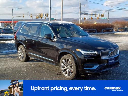 2023 Volvo XC90 B6 Plus