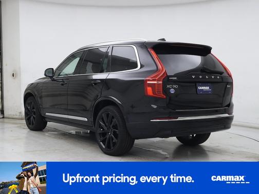 2023 Volvo XC90 B6 Plus