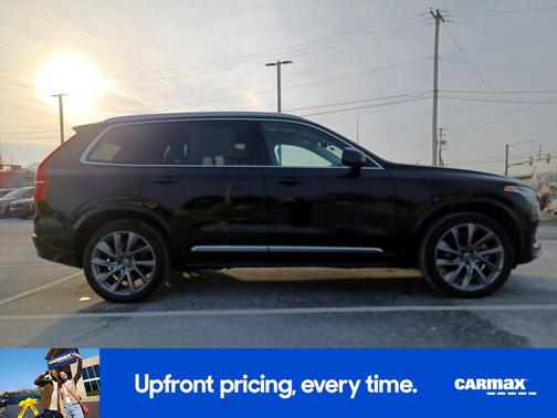 2023 Volvo XC90 B6 Plus