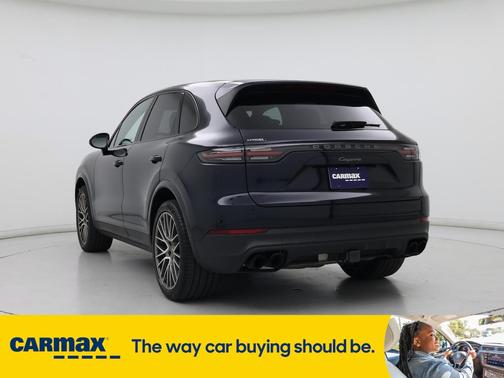 2023 Porsche Cayenne Platinum