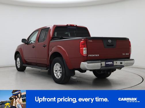 Red 2019 Nissan Frontier SV