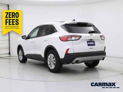 White 2022 Ford Escape SE