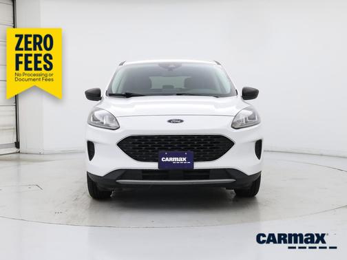 White 2022 Ford Escape SE