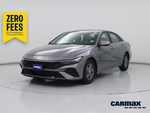 Gray 2025 Hyundai ELANTRA SE