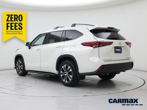 Pearl 2021 Toyota Highlander XLE