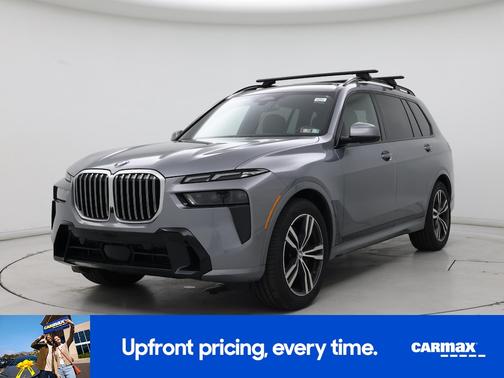 Gray 2023 BMW X7 xDrive40i