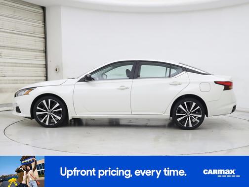 2022 Nissan Altima SR