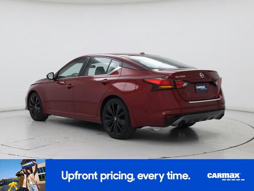 2022 Nissan Altima SR