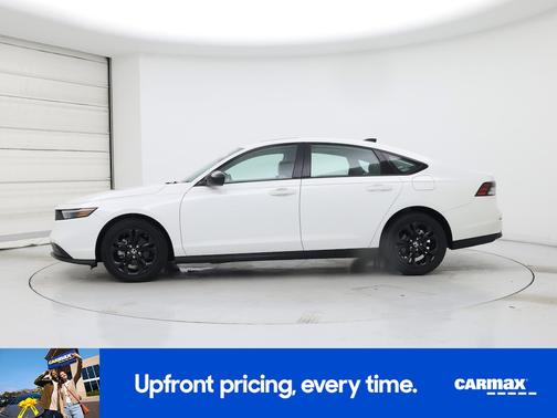 White 2025 Honda Accord SE