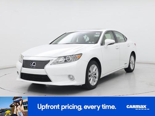 2013 Lexus ES 300h 
