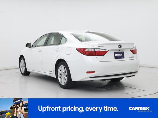 2013 Lexus ES 300h 