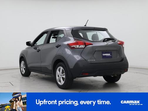 Gray 2020 Nissan Kicks S