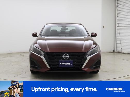 Burgundy 2023 Nissan Altima SV