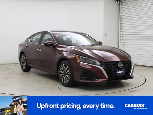 Burgundy 2023 Nissan Altima SV