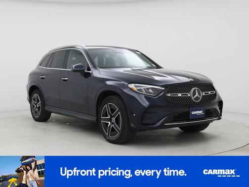 Blue 2024 Mercedes-Benz GLC 300