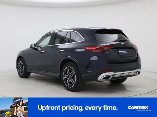 Blue 2024 Mercedes-Benz GLC 300