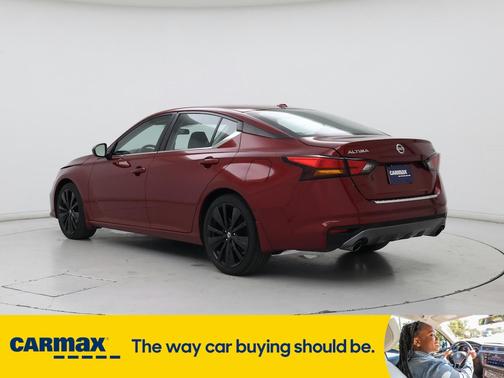2022 Nissan Altima SR