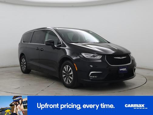 Black 2023 Chrysler Pacifica Hybrid Touring L