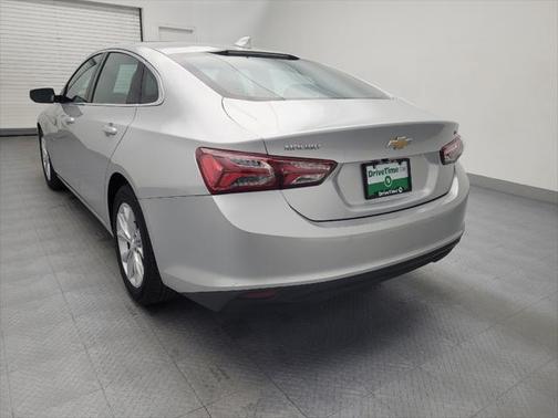 2022 Chevrolet Malibu FWD LT