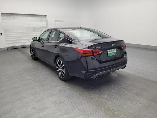 2021 Nissan Altima SR FWD