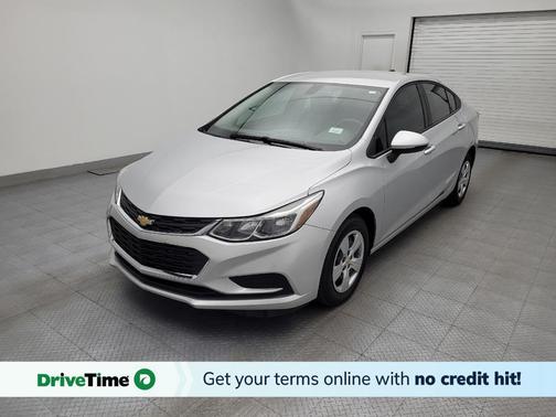 Silver Ice Metallic 2018 Chevrolet Cruze LS