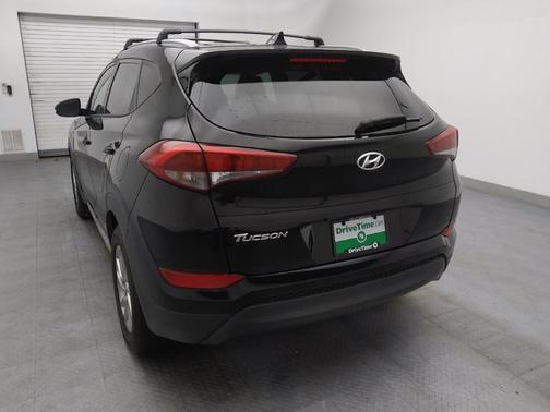 2017 Hyundai TUCSON SE Plus