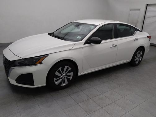 2024 Nissan Altima S FWD