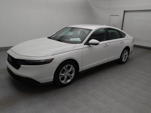 Platinum White Pearl 2023 Honda Accord LX 1.5T