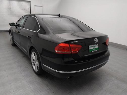 2015 Volkswagen Passat 1.8T Auto SEL Premium