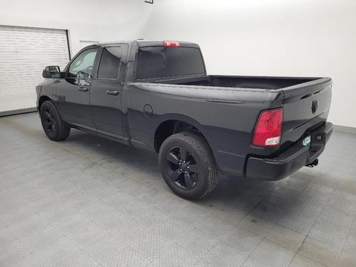 Brilliant Black Crystal Pearlcoat 2018 RAM 1500 Express