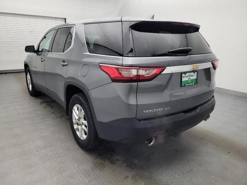 Satin Steel Metallic 2018 Chevrolet Traverse LS