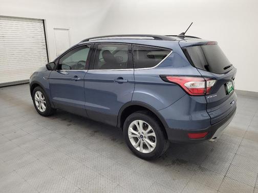 Blue 2018 Ford Escape SE